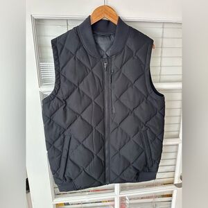 Nike Men's Black Quilted Vest